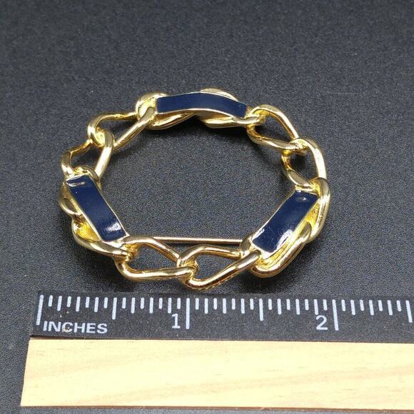 Vintage Monet Dark Blue Enamel Round Chain Brooch, Gold Plated, 2 Inches - Picture 5 of 7